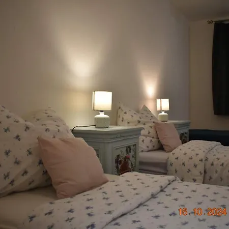 Flynnhouse 3*