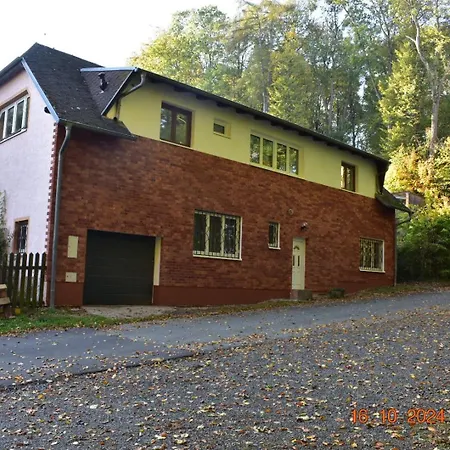 Pensjonat Flynnhouse Aš